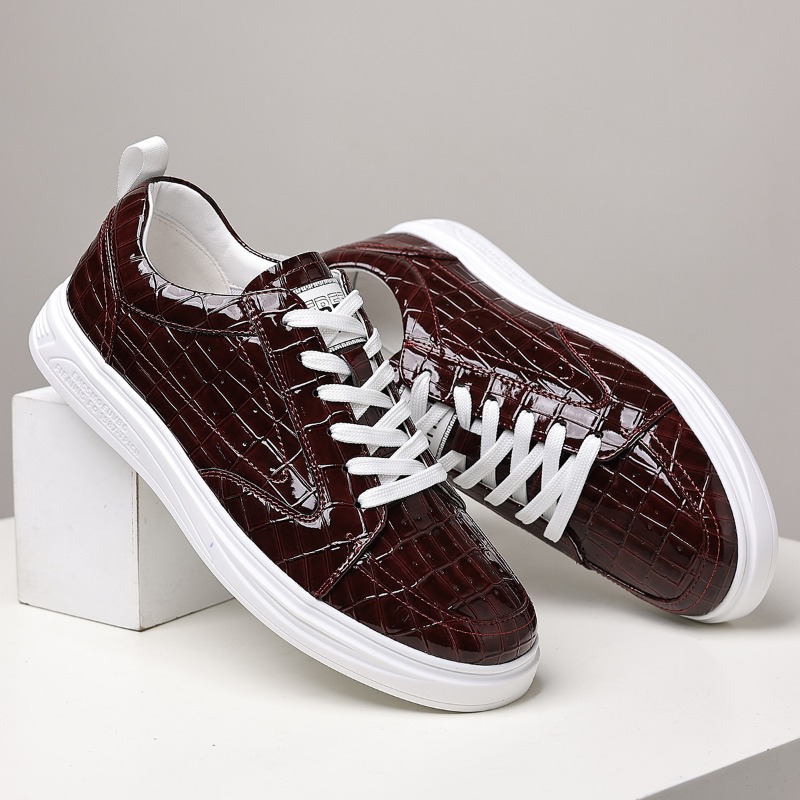 Klassieke lage skate schoenen  - Sneaker Career recensie en prijs