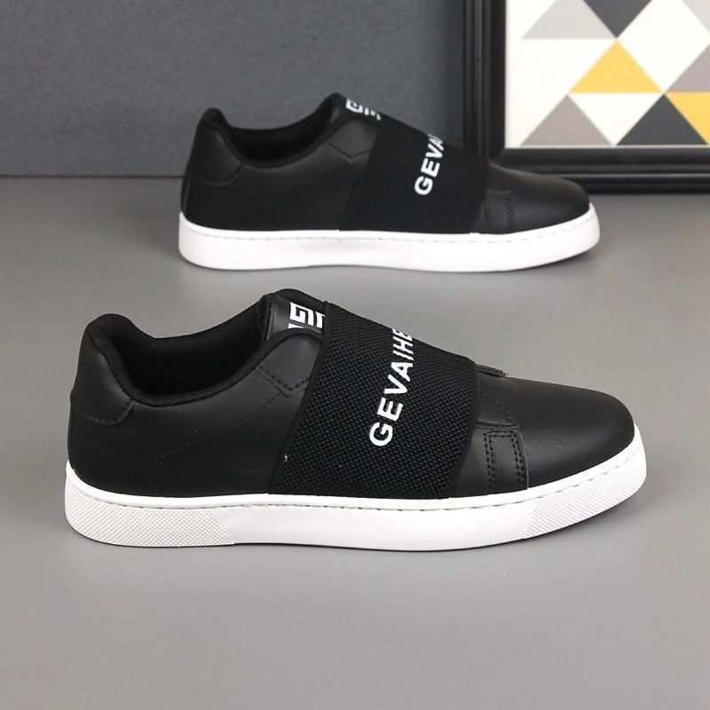 Trendy merk Veelzijdige ademen - Sneaker Career recensie en prijs