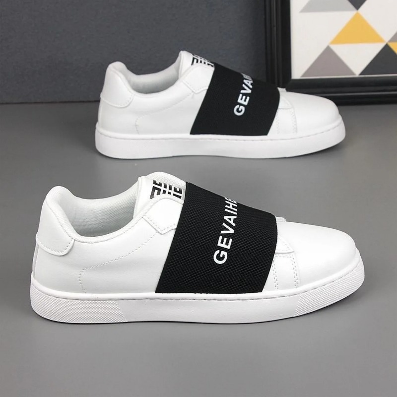 Trendy merk Veelzijdige ademen - Sneaker Career recensie en prijs