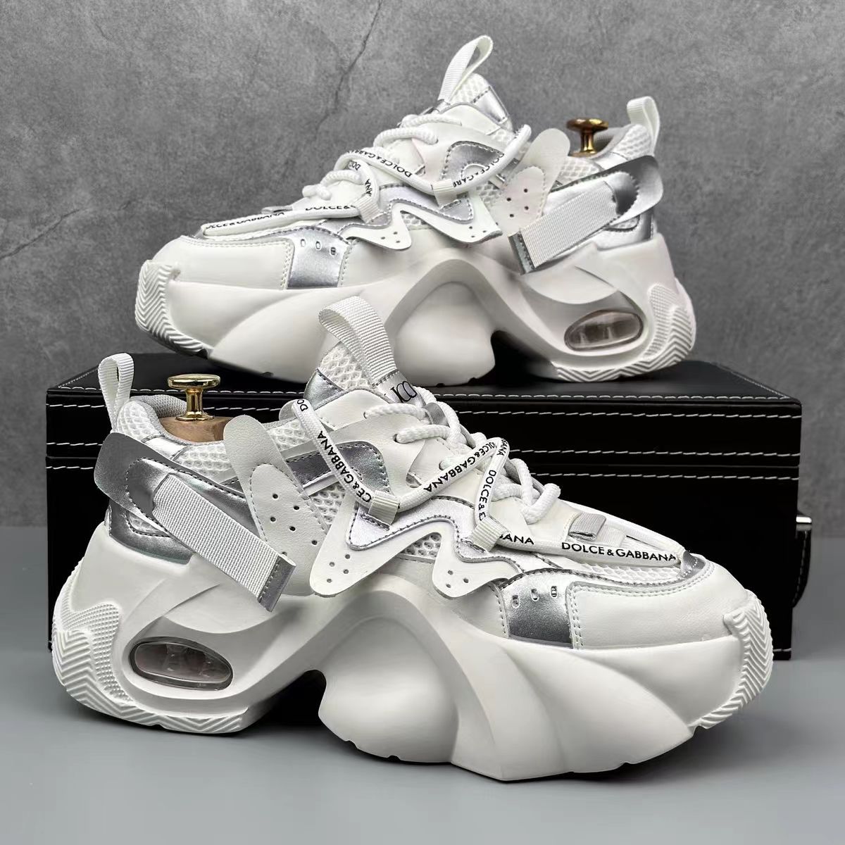 Nieuwe Papa Schoenen Kleurblok - Sneaker Career recensie en prijs